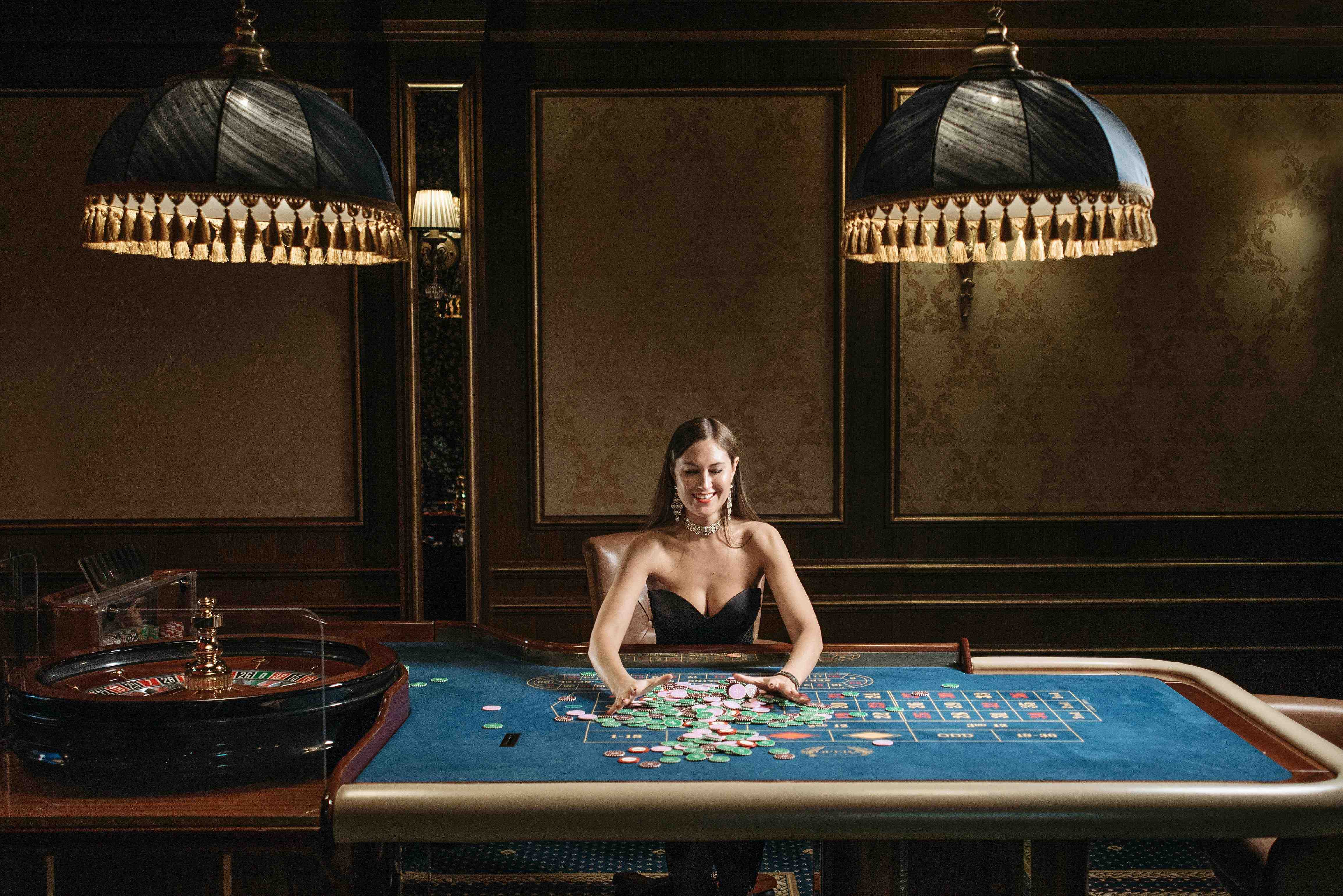 မြန်မာ ကစားသမား badman688 Online Baccarat ကတ်ဂိမ်း MMK ကျပ်ဖြင့် ကစားနေမှု